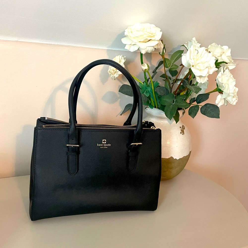 Beautiful Large Black and Gold Kate Spade bag